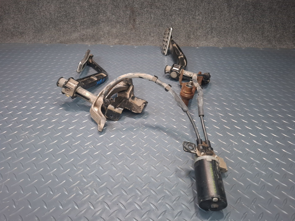05-06 Dodge RAM SRT10 DR Set of 2 Gas & Brake Pedal OEM