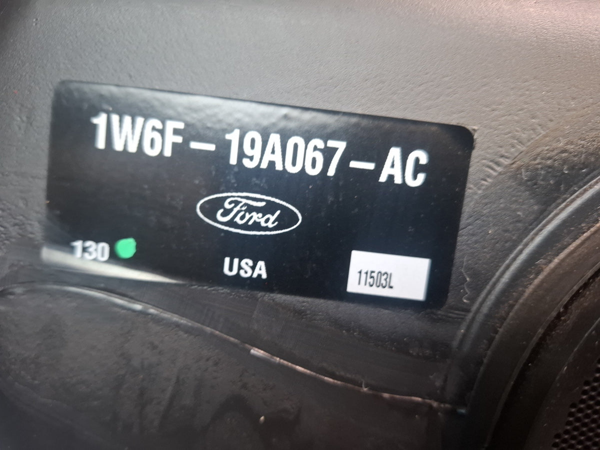 02-05 Ford Thunderbird Rear Left & Right Subwoofer Speaker Box Set of 2