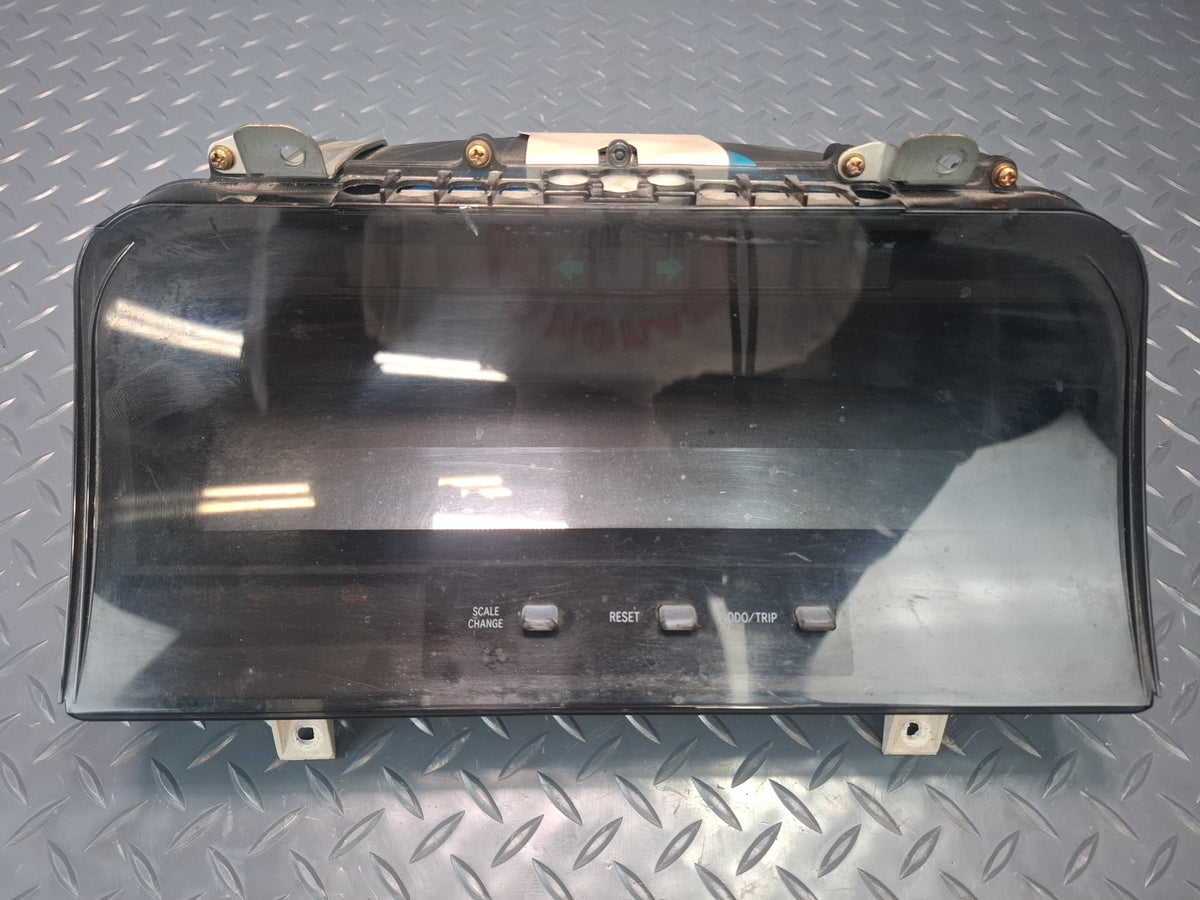 94-95 Toyota Hiace KZH106W 1KZTE 4WD AT Instrument Cluster Gauge Speedometer OEM