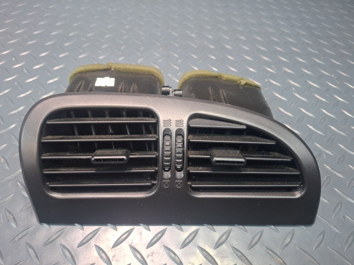 02-05 Ford Thunderbird Dash Front Center A/C Air Vent Grille OEM