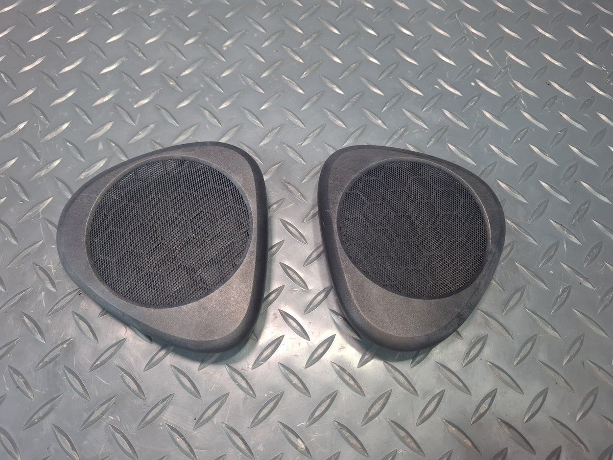 02-05 Ford Thunderbird Set of 2 Center Console Left & Right Speaker OEM
