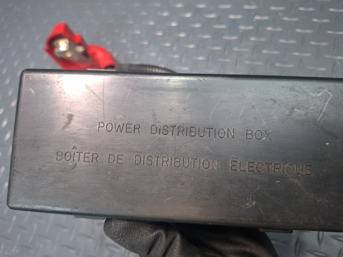 02-05 Ford Thunderbird Power Distribution Fuse Relay Box XW4T-14A075-B OEM