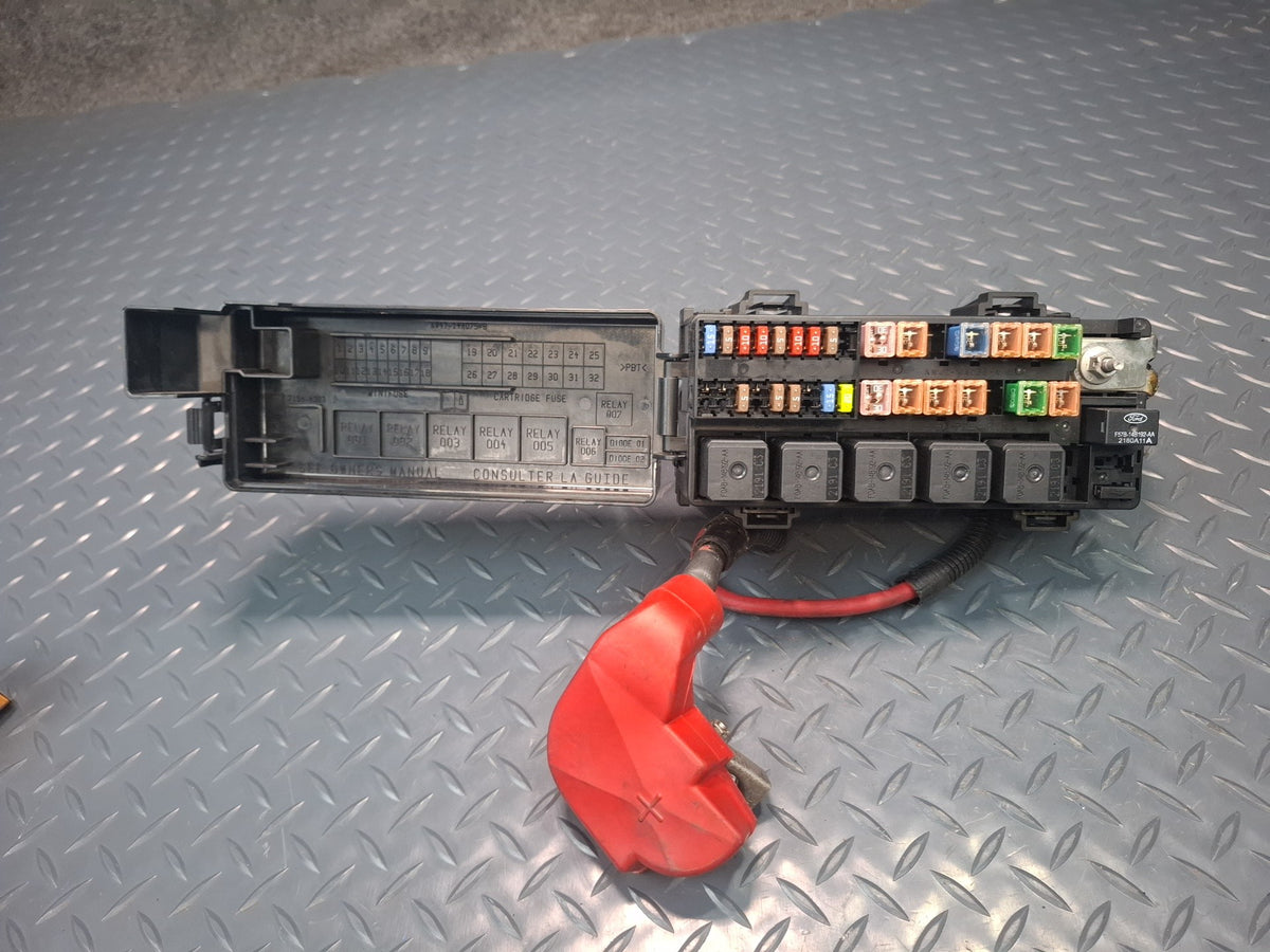 02-05 Ford Thunderbird Power Distribution Fuse Relay Box XW4T-14A075-B OEM