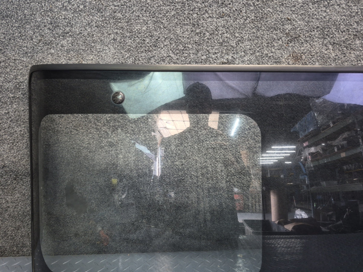 94-96 Toyota Hiace KZH106W SCL Rear Panoramic Sunroof Glass Panel OEM