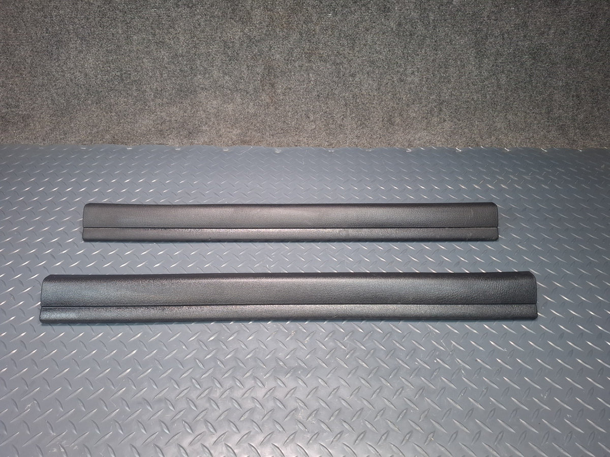 02-05 Ford Thunderbird Set of 2 Door Inner Scuff Sill Plate Trim Panel OEM
