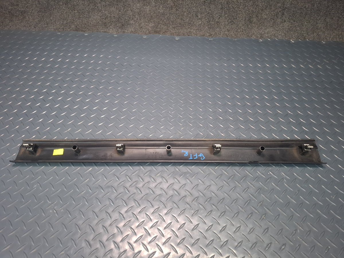 02-05 Ford Thunderbird Set of 2 Door Inner Scuff Sill Plate Trim Panel OEM