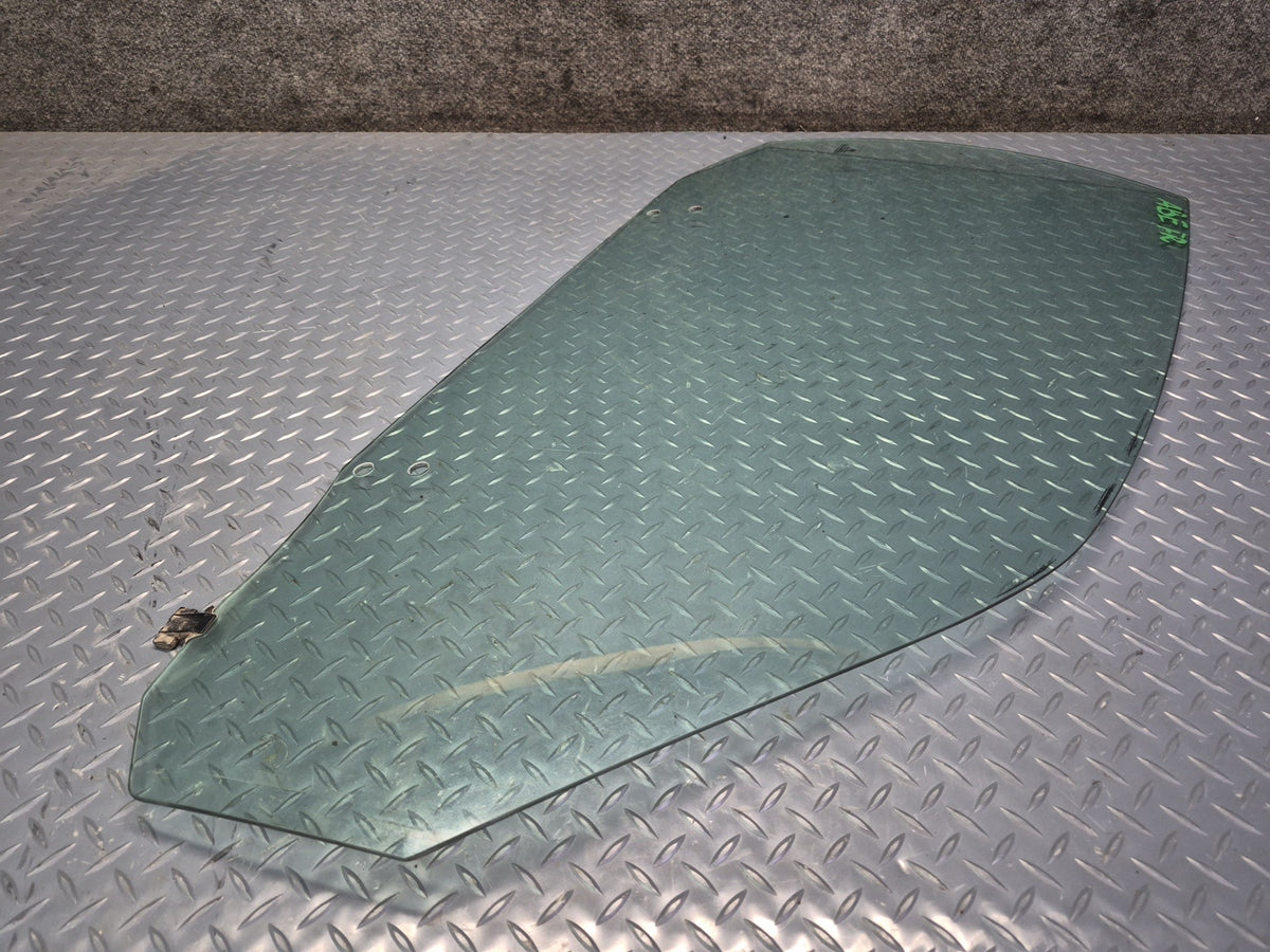 1994-1997 BMW E31 840Ci Front Right Passenger Door Glass Window