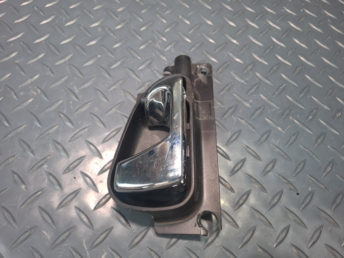 02-05 Ford Thunderbird Right Passenger Door Interior Handle Damaged