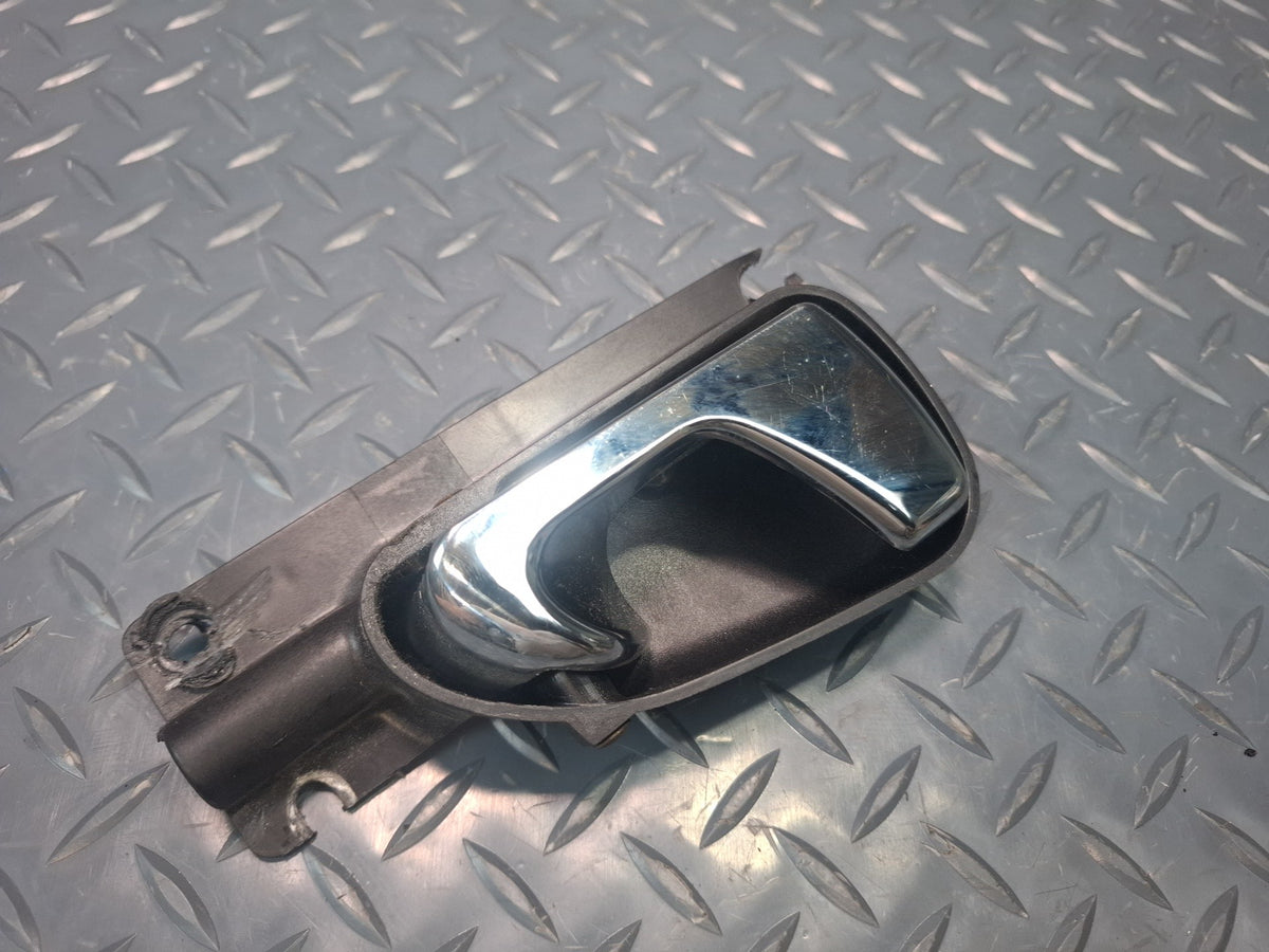 02-05 Ford Thunderbird Right Passenger Door Interior Handle Damaged