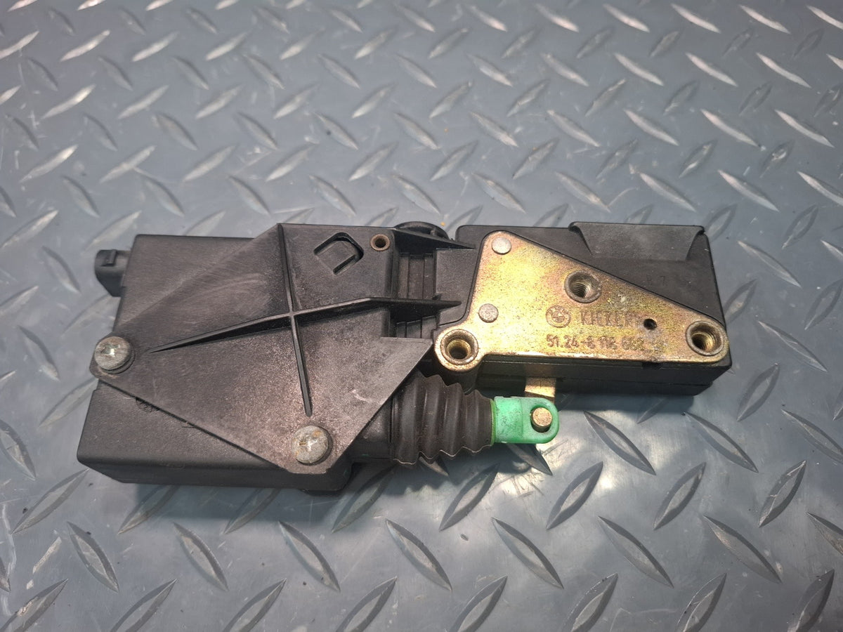 1991-1997 BMW E31 840Ci Rear Trunk Lid Lock Latch Actuator 8118688