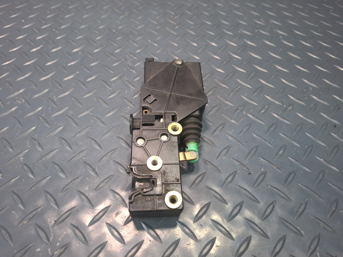 1991-1997 BMW E31 840Ci Rear Trunk Lid Lock Latch Actuator 8118688