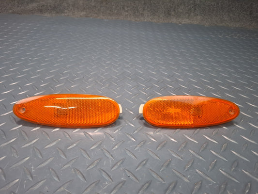02-05 Ford Thunderbird Front Left & Right Side Marker Light Lamp Set Damaged