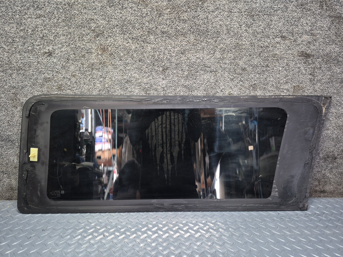 2003-2007 Hummer H2 Rear Left Driver Side Quarter Glass Window