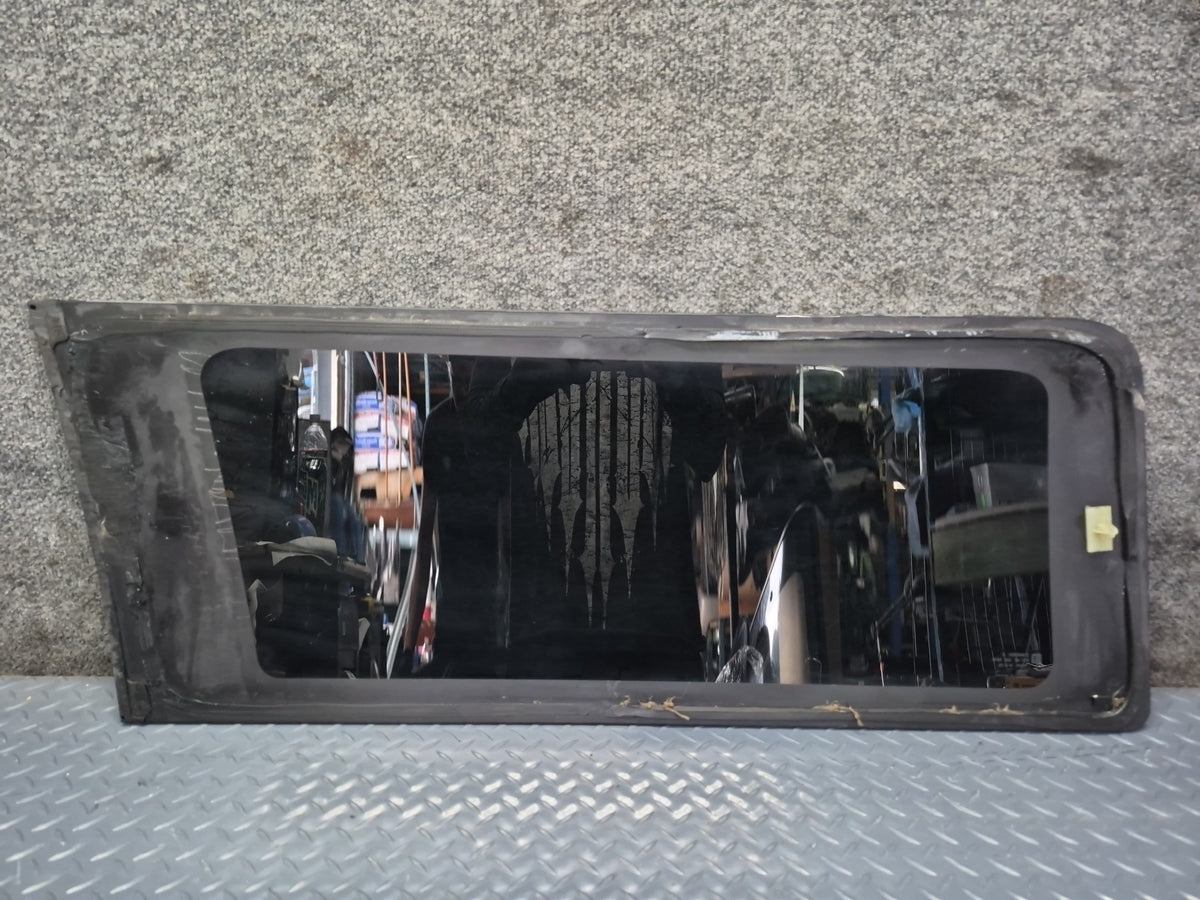 2003-2007 Hummer H2 Rear Right Passenger Side Quarter Glass Window