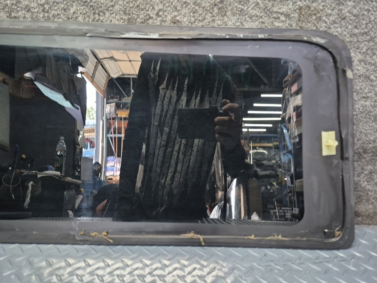 2003-2007 Hummer H2 Rear Right Passenger Side Quarter Glass Window