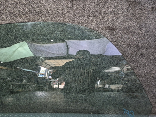 02-05 Ford Thunderbird Front Left Driver Door Window Glass OEM