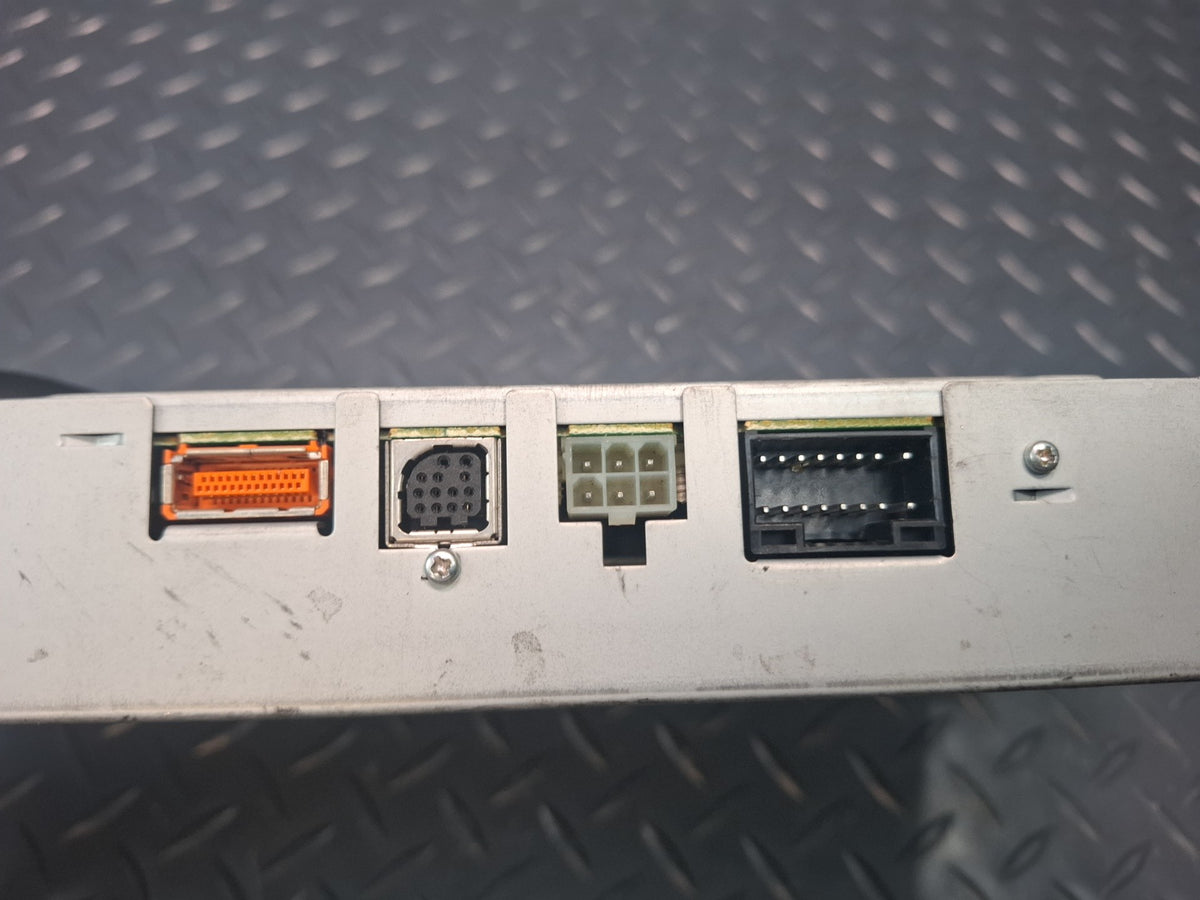 Alpine IVA-D900 Audio System ECU Control Module