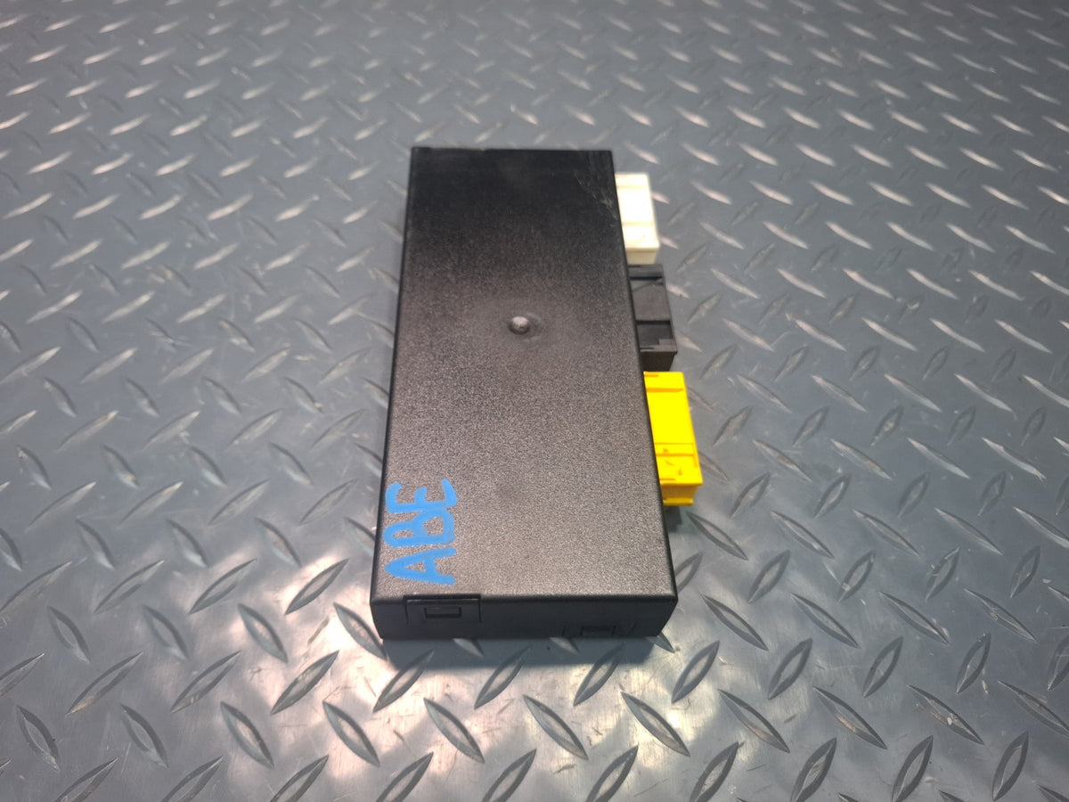 1991-1997 BMW E31 840Ci GM2 Basic Control Module Unit 1383410
