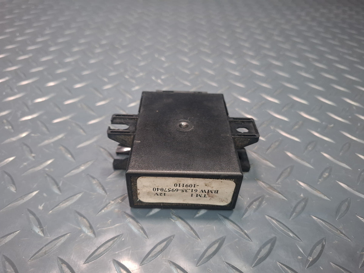 1994-1997 BMW E31 840Ci Left Door Control Module 6957040