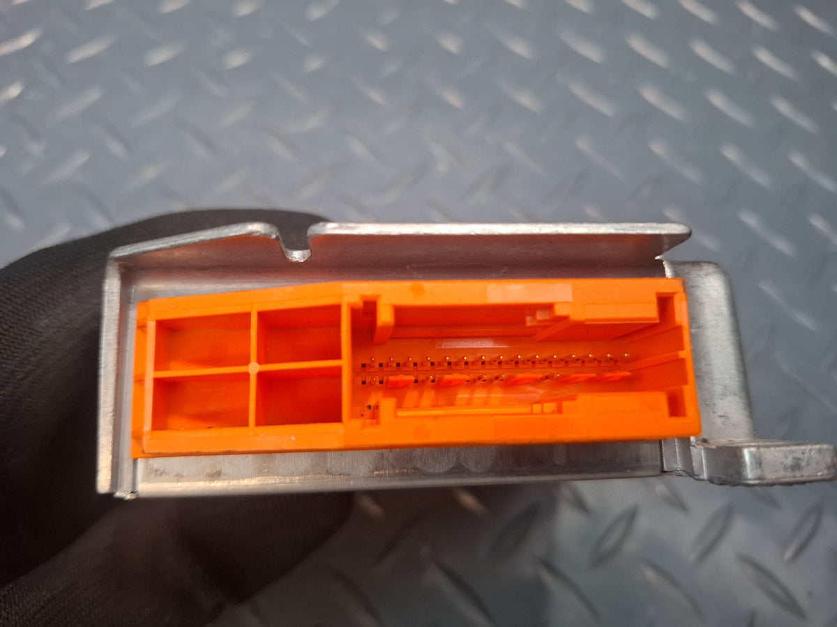 92-97 BMW E31 840Ci SRS AIRBAG SENSOR CONTROL MODULE 8374821 OEM