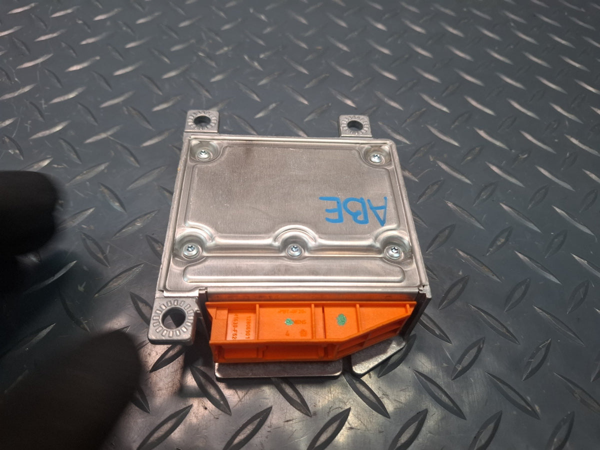 92-97 BMW E31 840Ci SRS AIRBAG SENSOR CONTROL MODULE 8374821 OEM