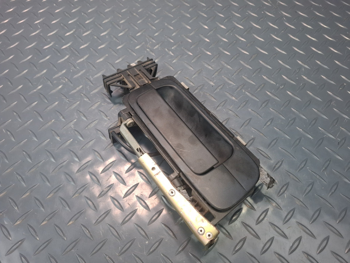 1994-1997 BMW E31 840Ci Front Right Passenger Door Exterior Handle