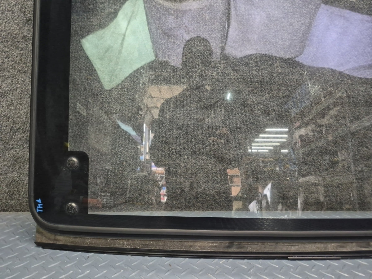 94-95 Toyota Hiace KZH106W Middle Upper Sunroof Moon Roof Window Glass OEM
