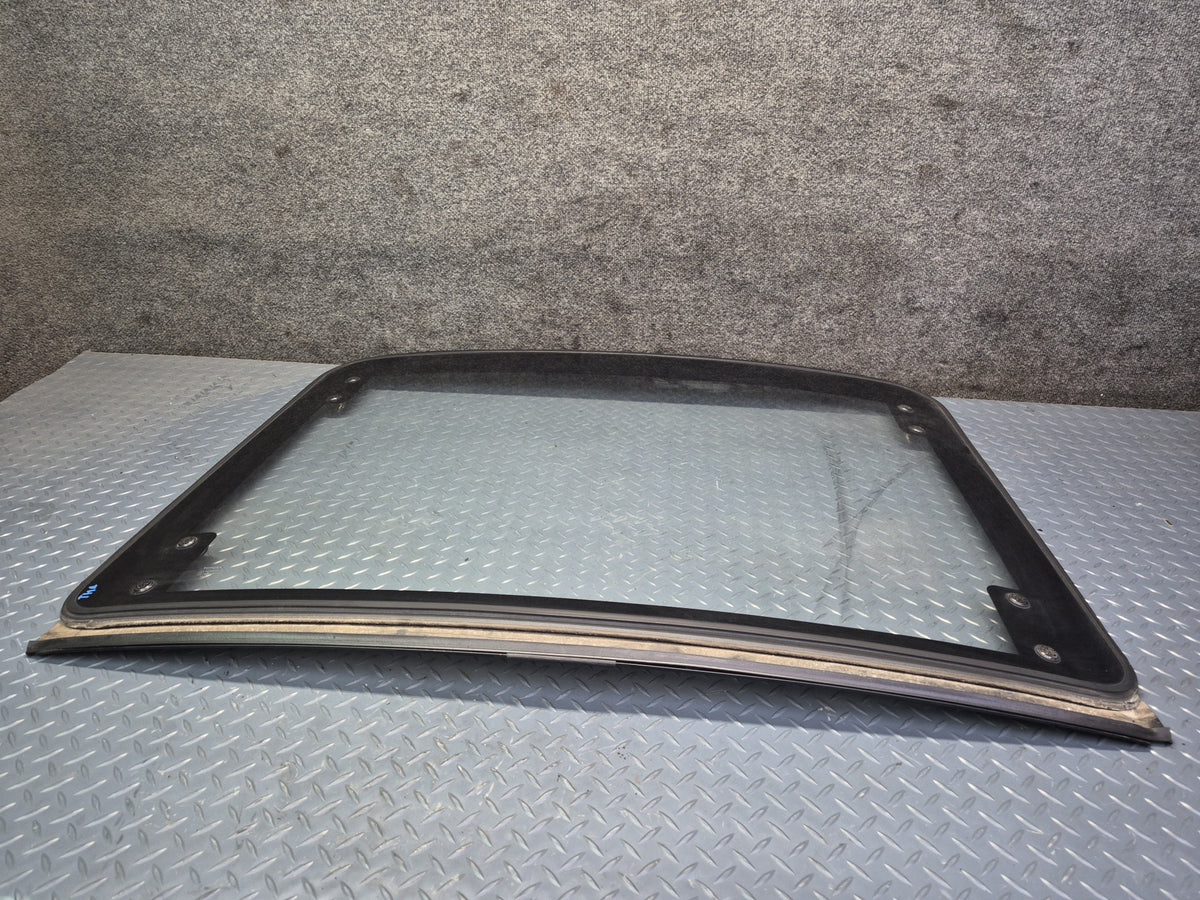 94-95 Toyota Hiace KZH106W Middle Upper Sunroof Moon Roof Window Glass OEM