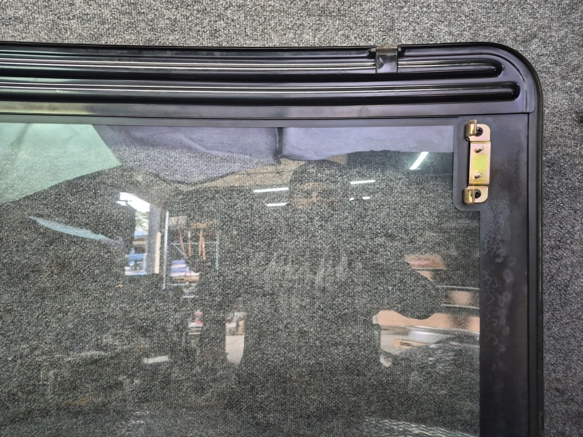 94-95 Toyota Hiace KZH106W Middle Upper Sunroof Moon Roof Window Glass OEM