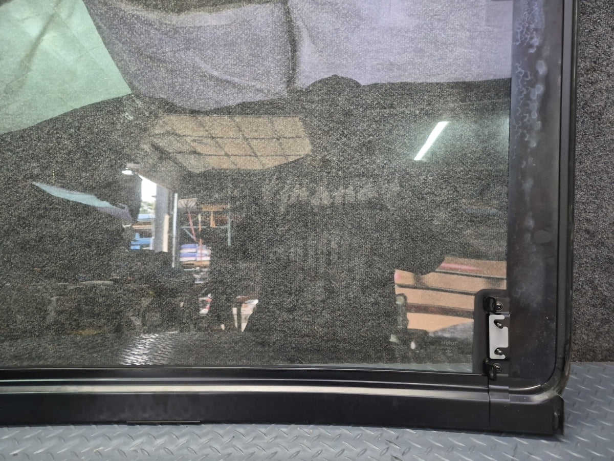 94-95 Toyota Hiace KZH106W Middle Upper Sunroof Moon Roof Window Glass OEM
