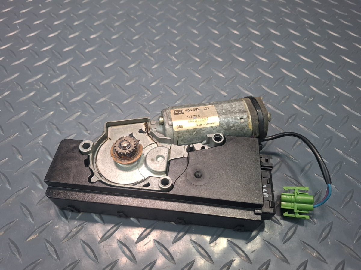 1994-1997 BMW E31 840Ci Sunroof Motor Drive Unit 1383419