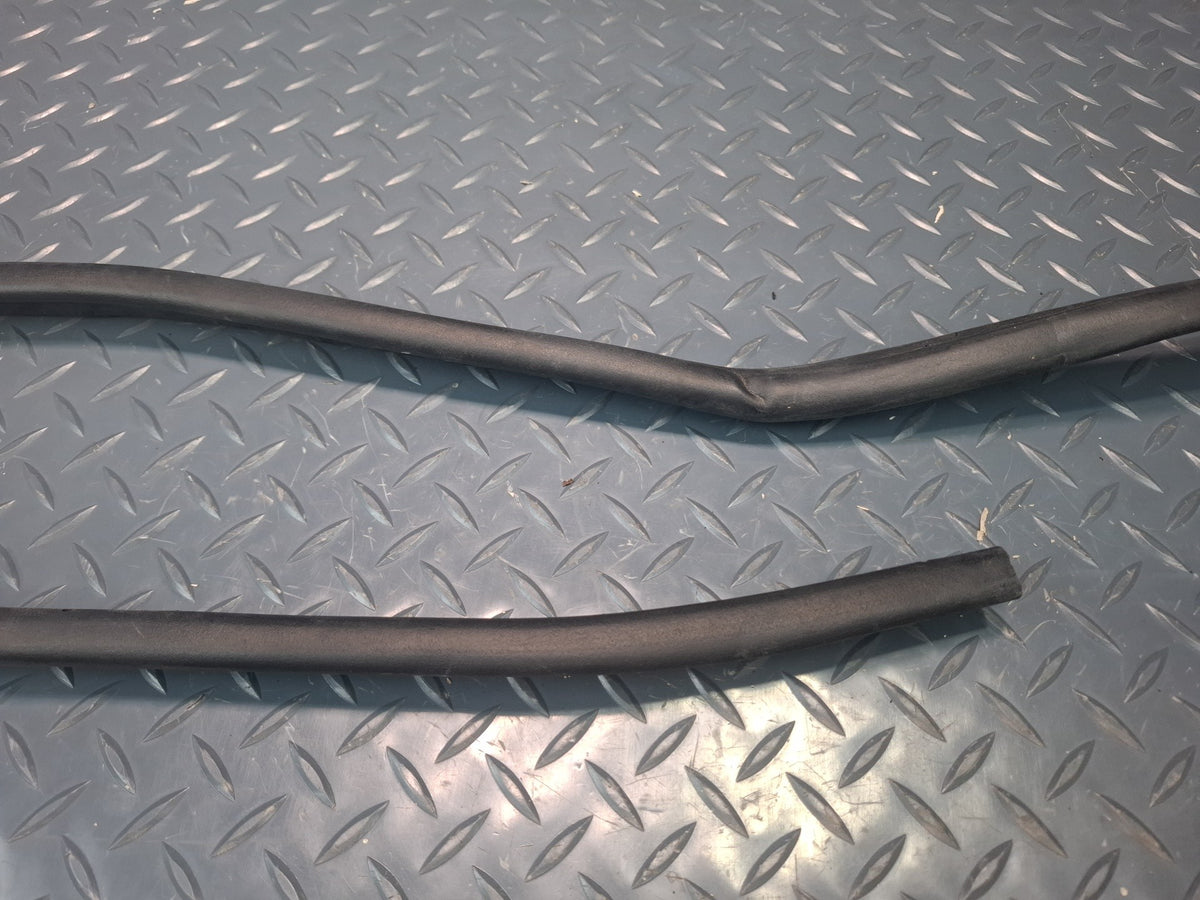 1994-1997 BMW E31 840Ci Rear Trunk Weatherstrip Rubber Seal Gasket
