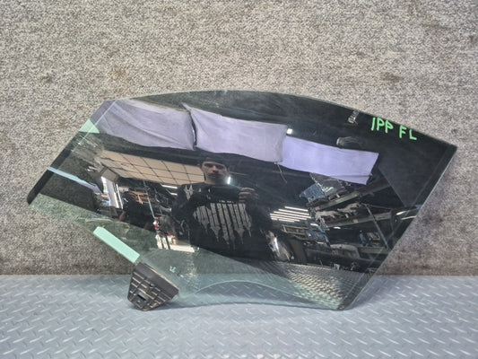 2010-2016 Porsche Panamera 970 Front Left Door Glass Window 97054251103