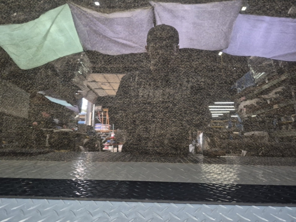 94-96 Toyota Hiace KZH106W Rear Right Quarter Movable Glass Window OEM