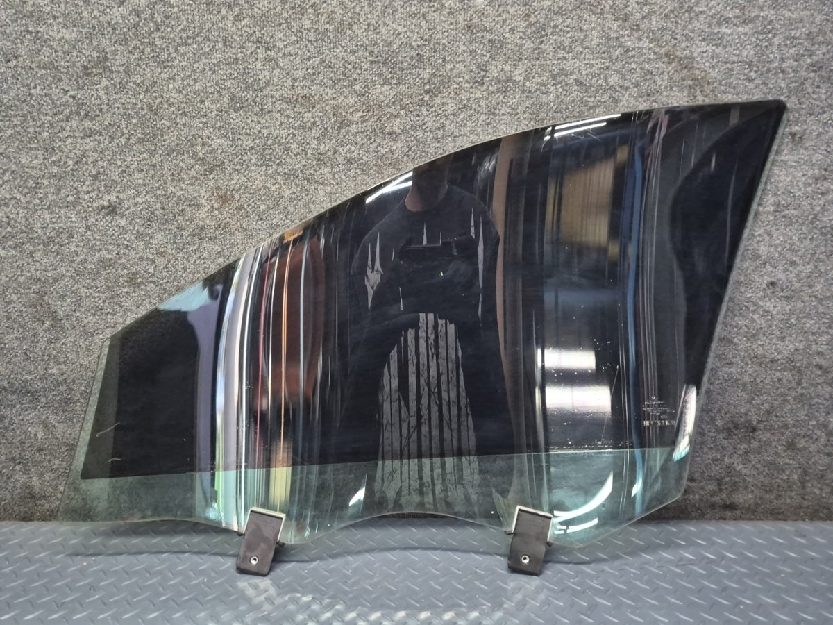07-13 Mercedes W221 S-class Front Right Passenger Door Glass Window Tinted OEM