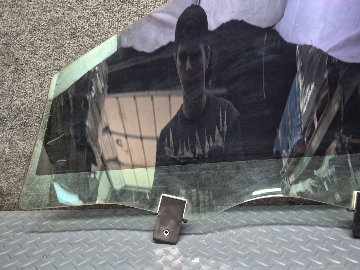 07-13 Mercedes W221 S-class Front Right Passenger Door Glass Window Tinted OEM
