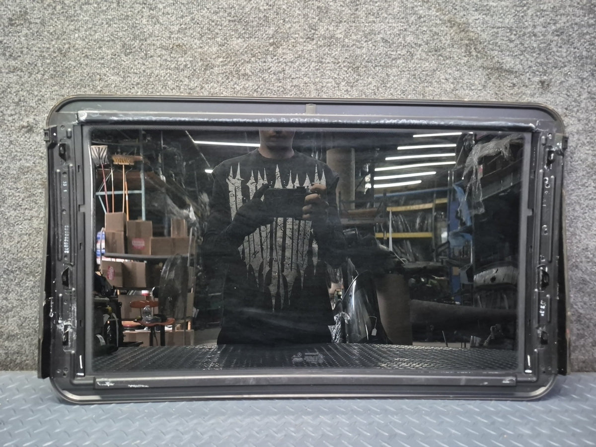 07-13 Mercedes W221 S-class Sunroof Moonroof Glass Panel OEM