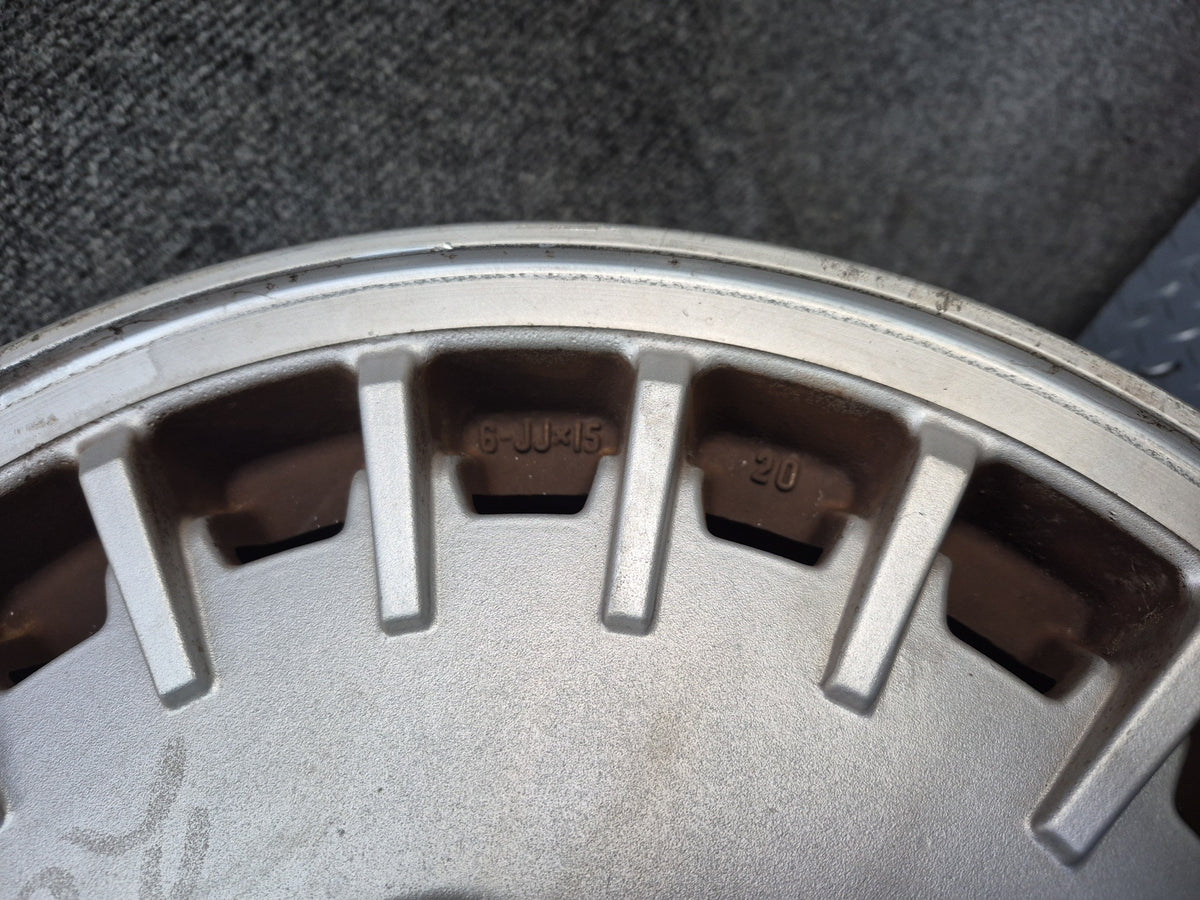 84-88 Toyota Cressida MX73 Set of 4 Factory R15 15" Wheel Rim 15x6J ET20 OEM