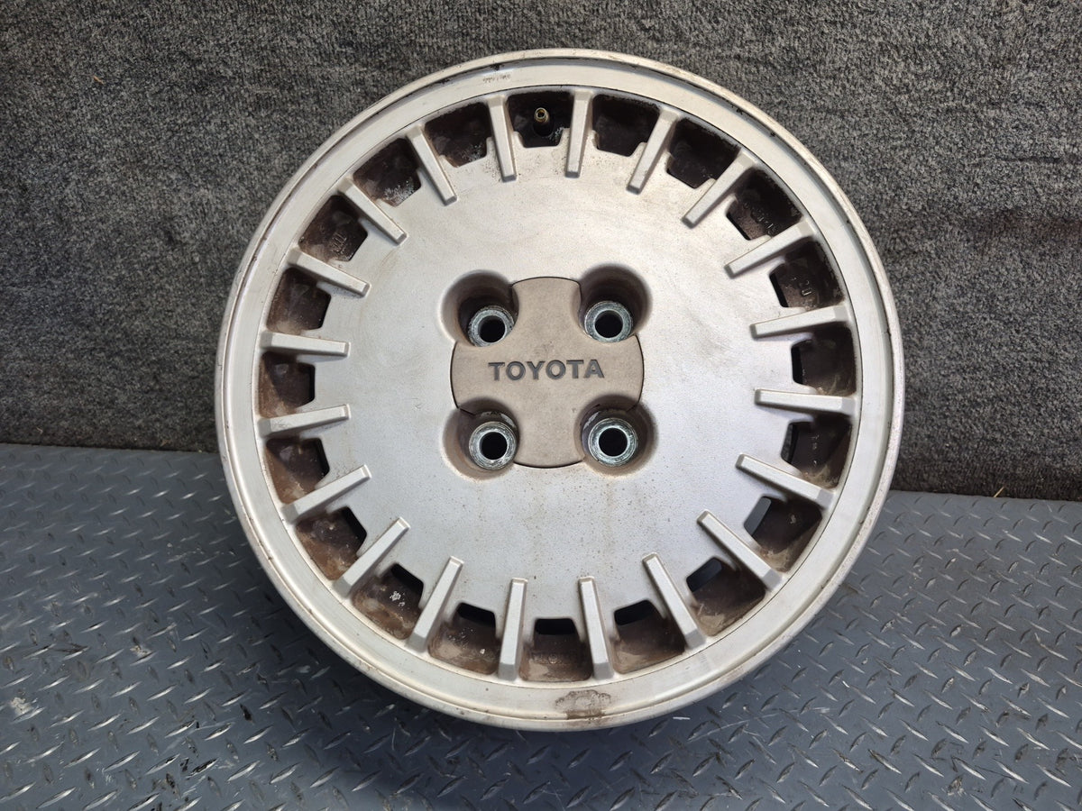 84-88 Toyota Cressida MX73 Set of 4 Factory R15 15" Wheel Rim 15x6J ET20 OEM