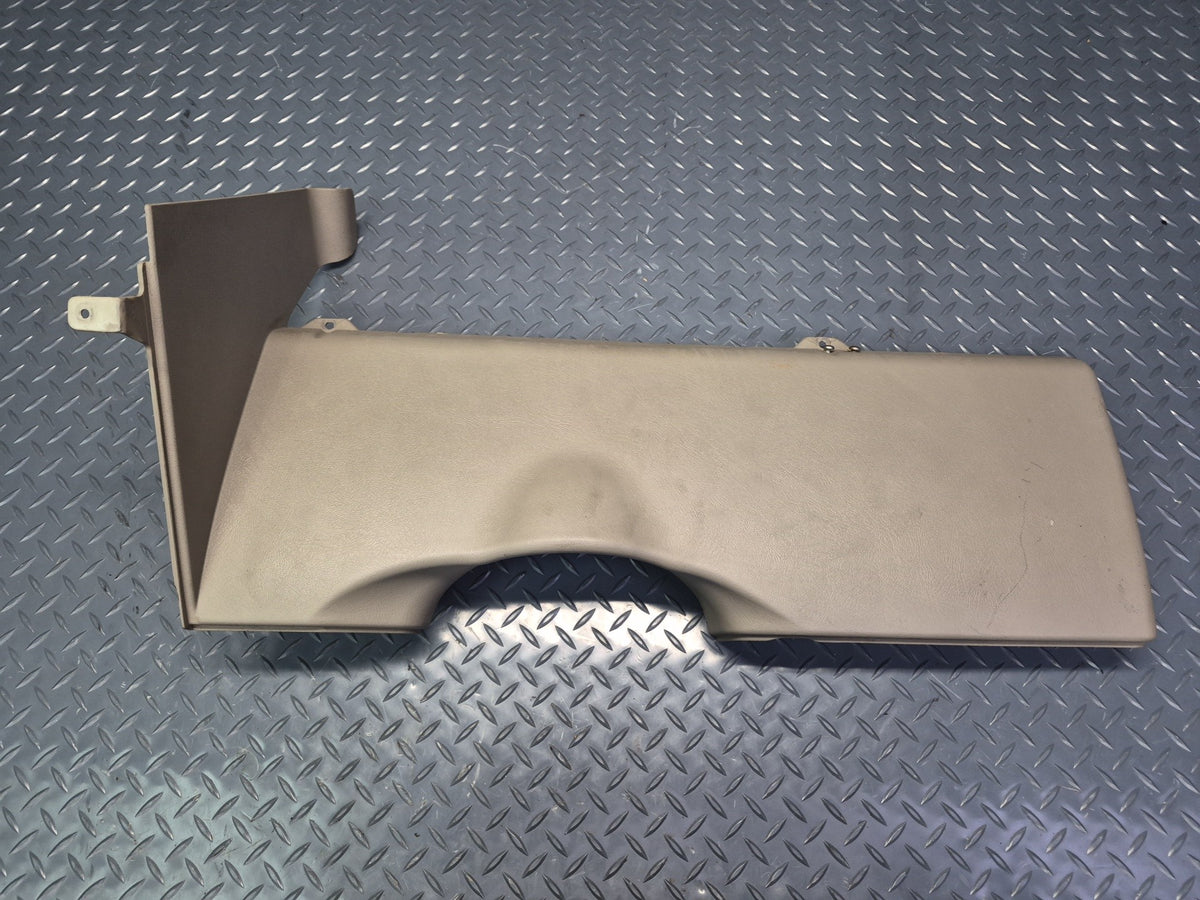 2003-2007 Hummer H2 Dash Front Left Lower Knee Trim Cover Panel Damaged