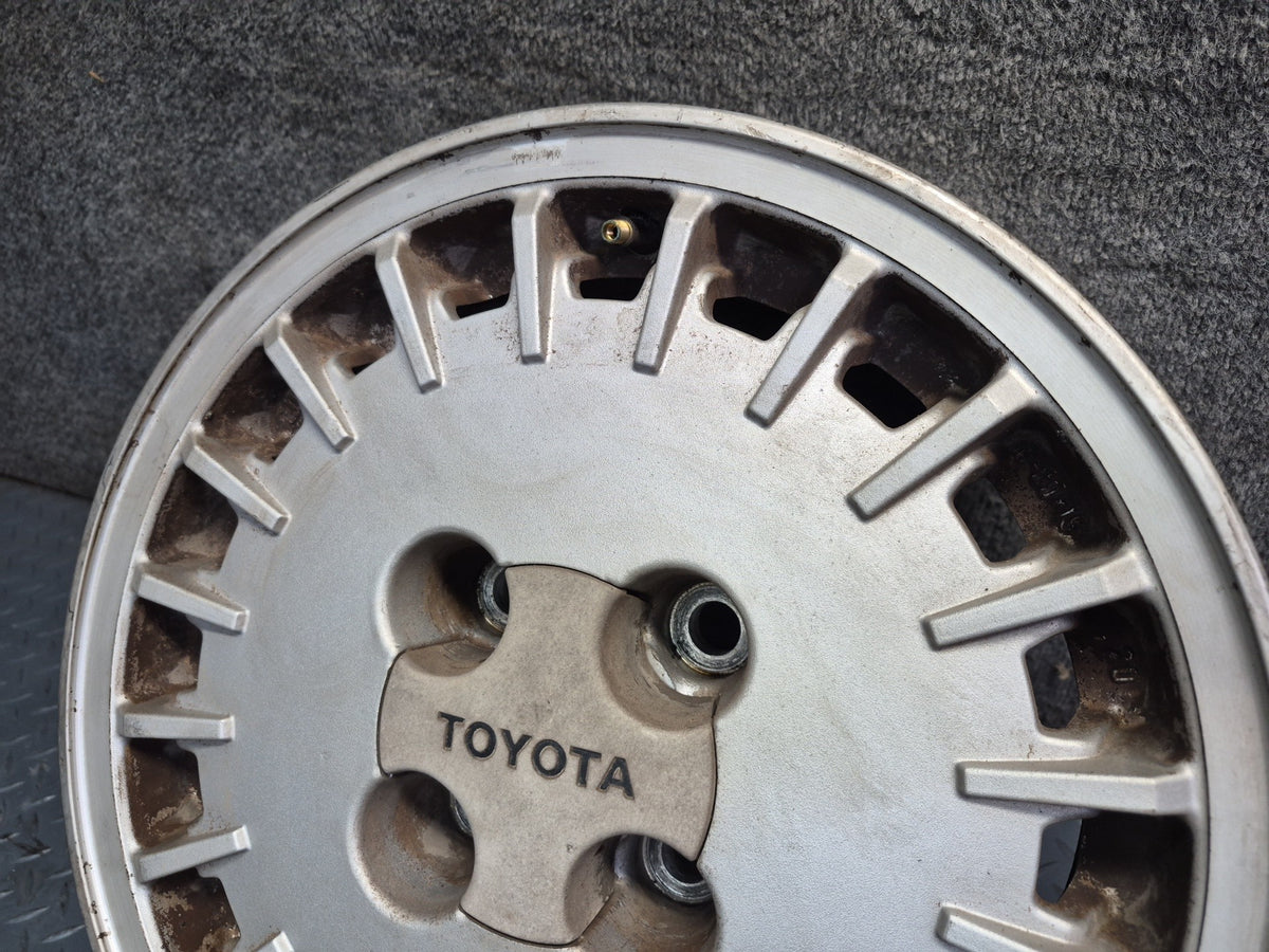 84-88 Toyota Cressida MX73 Set of 4 Factory R15 15" Wheel Rim 15x6J ET20 OEM