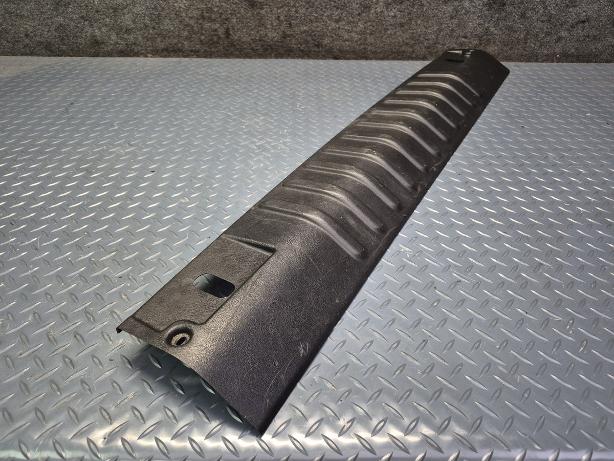 2003-2007 Hummer H2 Rear Trunk Tailgate Liftgate Scuff Sill Plate Trim Panel