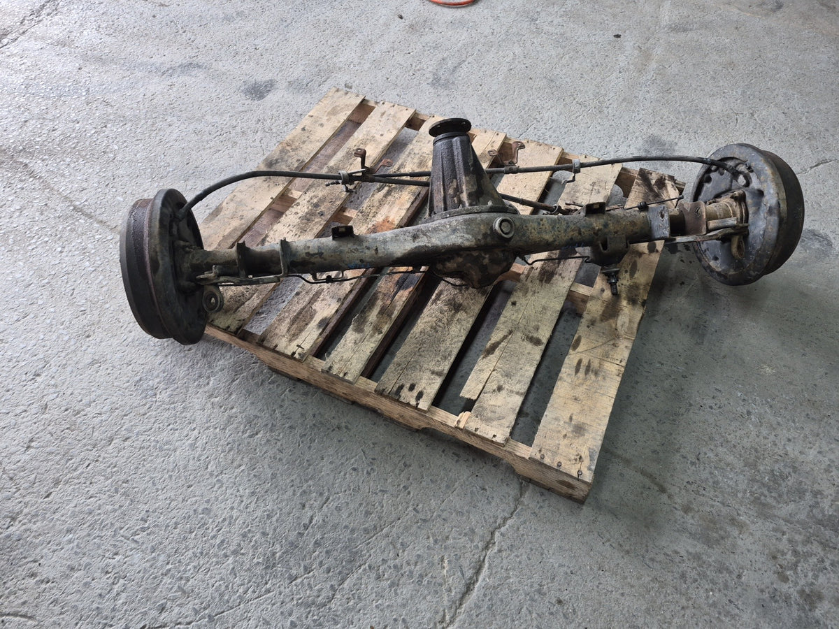94-95 Toyota Hiace KZH106W 1KZTE A/T Rear Axle w Differential 4.1 Ratio Assy OEM