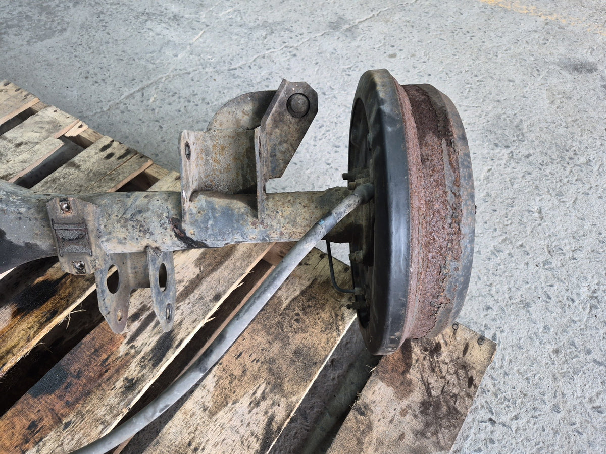 94-95 Toyota Hiace KZH106W 1KZTE A/T Rear Axle w Differential 4.1 Ratio Assy OEM