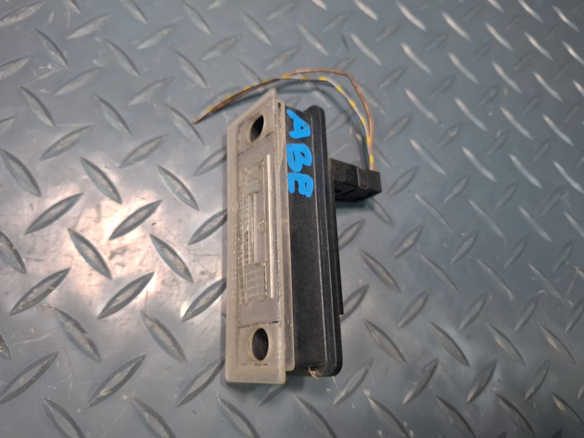1994-1997 BMW E31 840Ci Rear Left & Right License Plate Light Lamp Set of 2