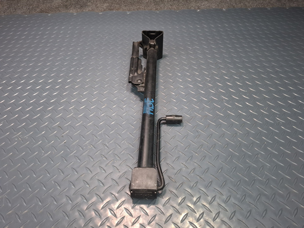 1994-1997 BMW E31 840Ci Emergency Spare Tire Lift Jack Tool 1179632