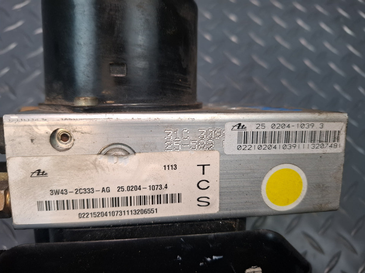 03-05 Ford Thunderbird Anti Lock Brake ABS TCS Pump Module 3W4T-2C219-BE OEM