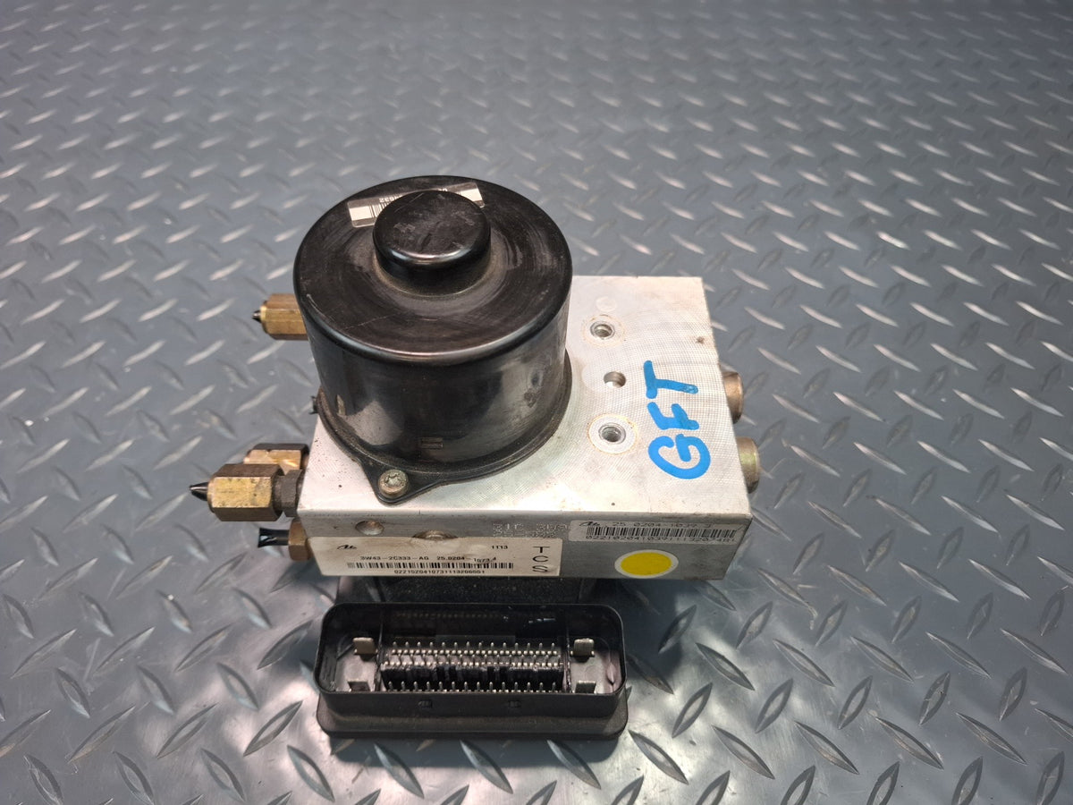 03-05 Ford Thunderbird Anti Lock Brake ABS TCS Pump Module 3W4T-2C219-BE OEM