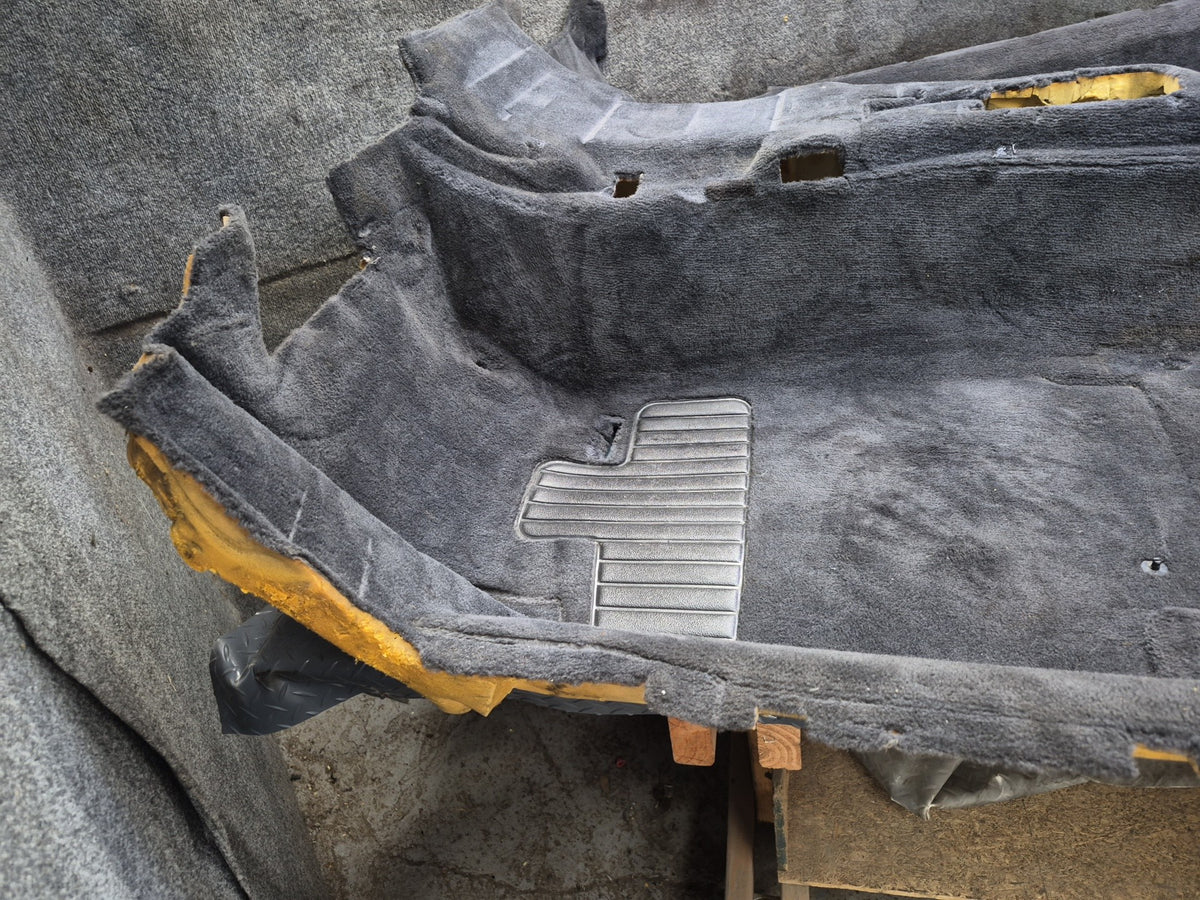 1994-1997 BMW E31 840Ci Interior Floor Carpet Cover Black