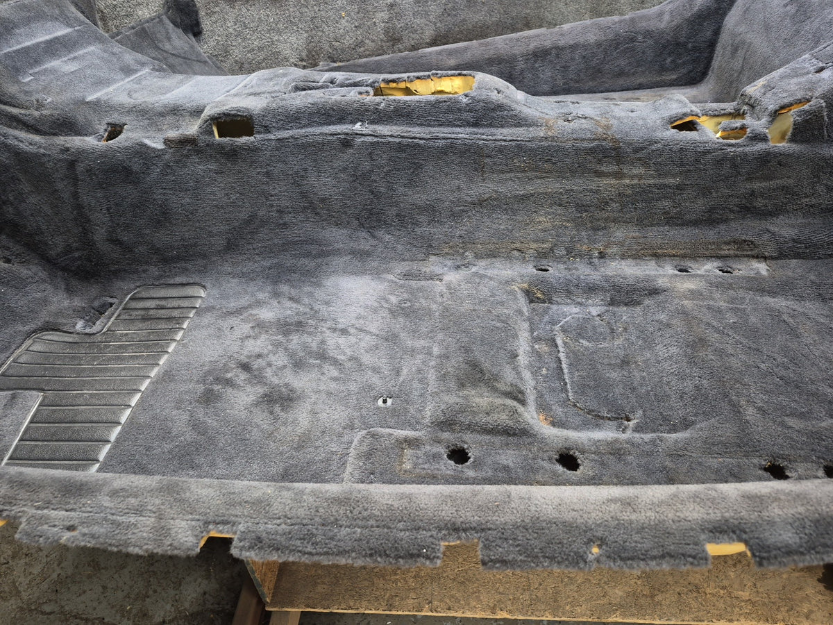 1994-1997 BMW E31 840Ci Interior Floor Carpet Cover Black